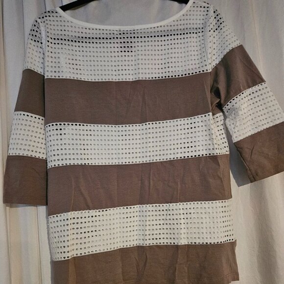Ann‎ Taylor Woman’s Top, Size Large Eyelet stripe - Picture 5 of 9